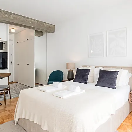 Ceuta Studio Apartments By Lovelystay Porto Exterior foto