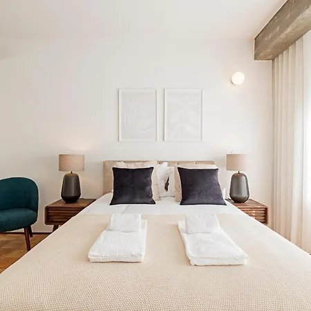 Ceuta Studio Apartments By Lovelystay Porto Exterior foto