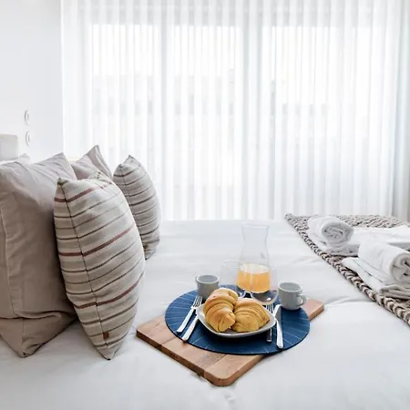 Ceuta Studio Apartments By Lovelystay Porto Exterior foto